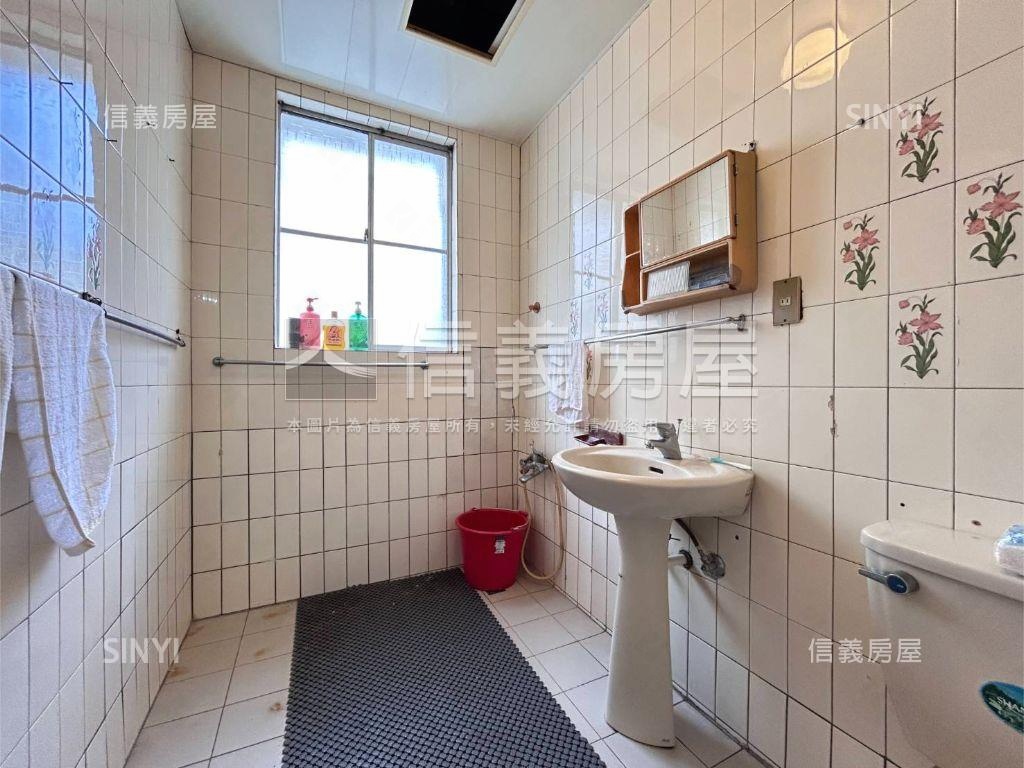 萬隆捷運邊間三房成家美寓房屋室內格局與周邊環境