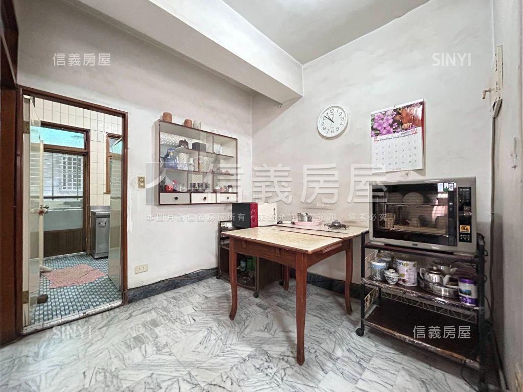 萬隆捷運邊間三房成家美寓房屋室內格局與周邊環境