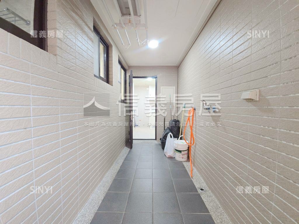 十期超優三房平車看這間房屋室內格局與周邊環境