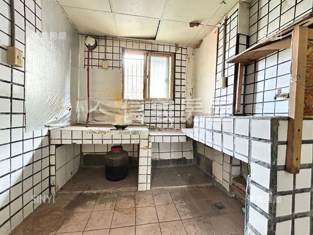 三和路低總價公寓頂加房屋室內格局與周邊環境