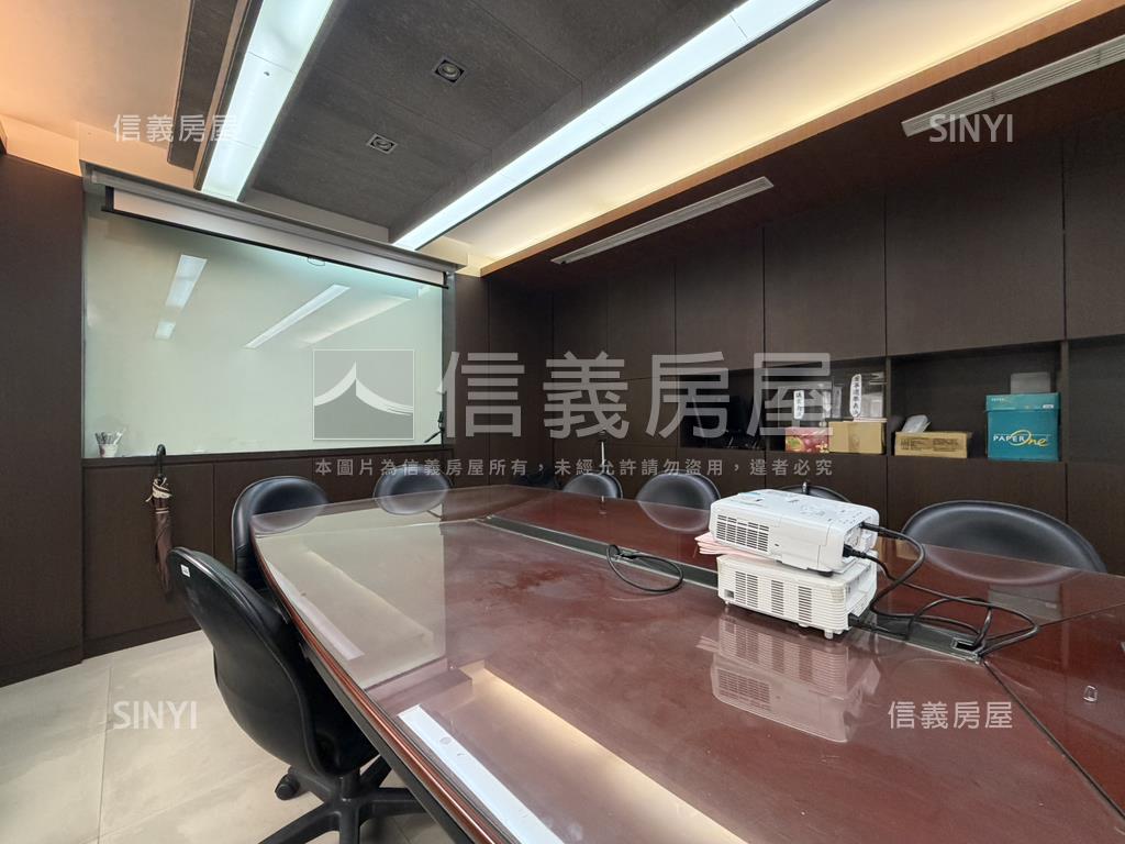 南京復興捷運美妝商辦房屋室內格局與周邊環境