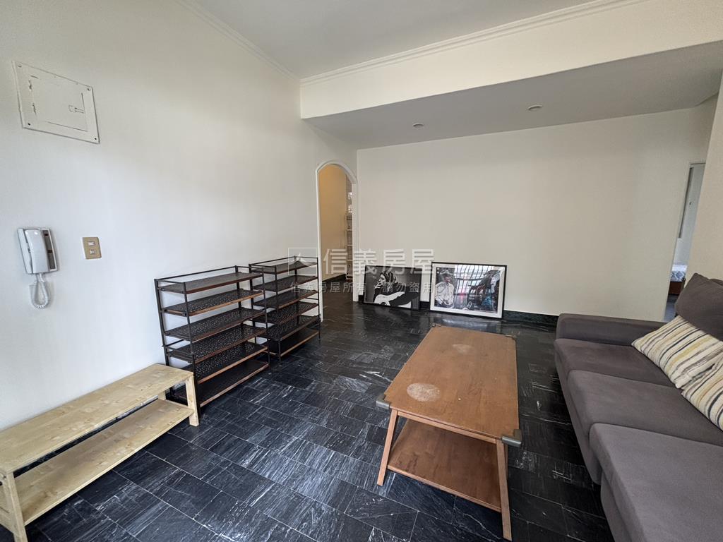 中山路邊間發財美寓房屋室內格局與周邊環境