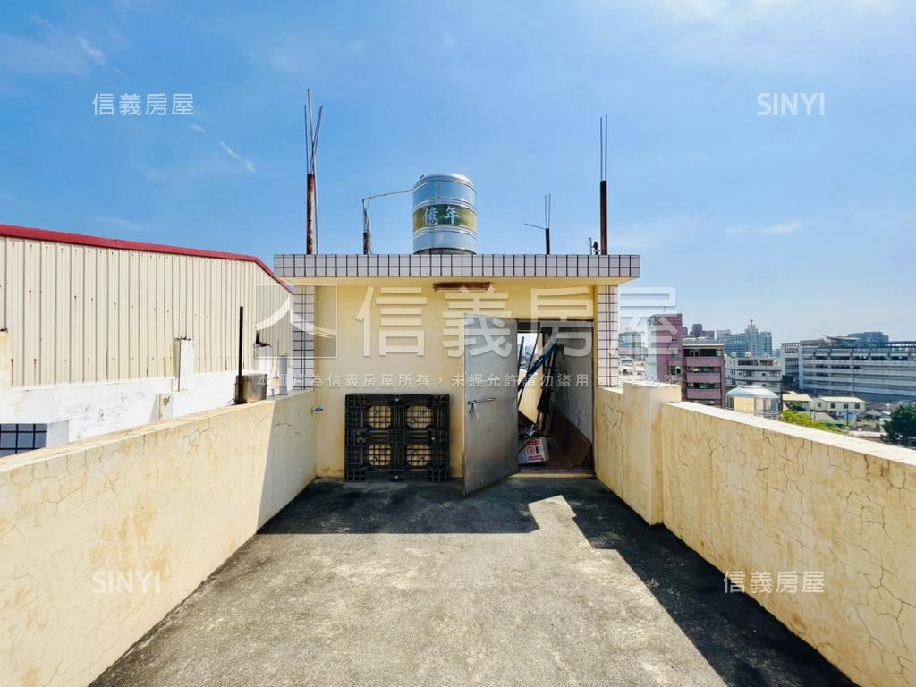 正公園路低總價臨路金店房屋室內格局與周邊環境