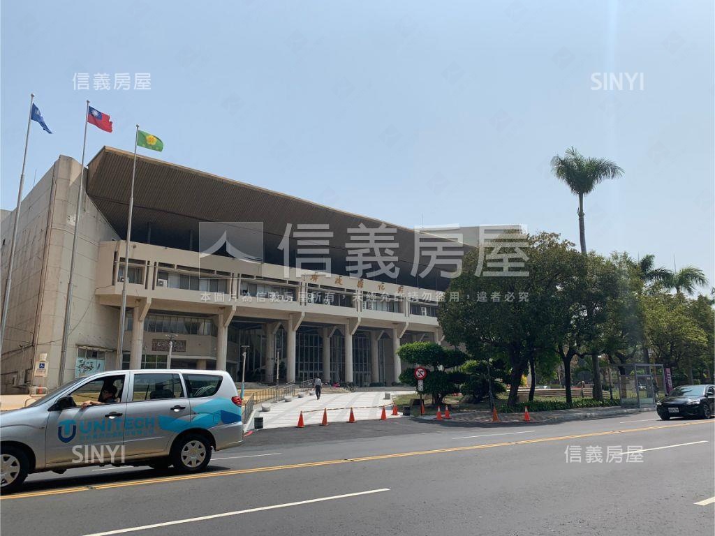 正公園路低總價臨路金店房屋室內格局與周邊環境
