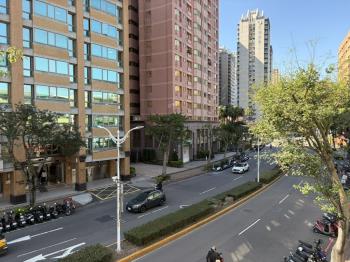 雙十．地王三樓