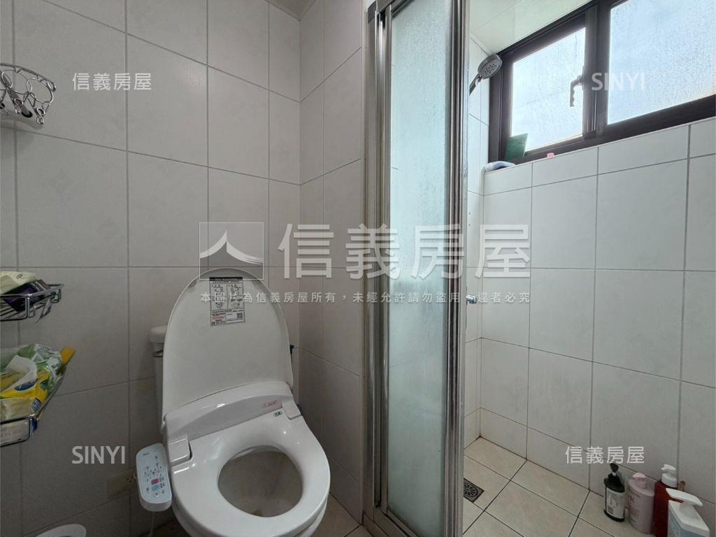 光影築巢新世代二房車位房屋室內格局與周邊環境