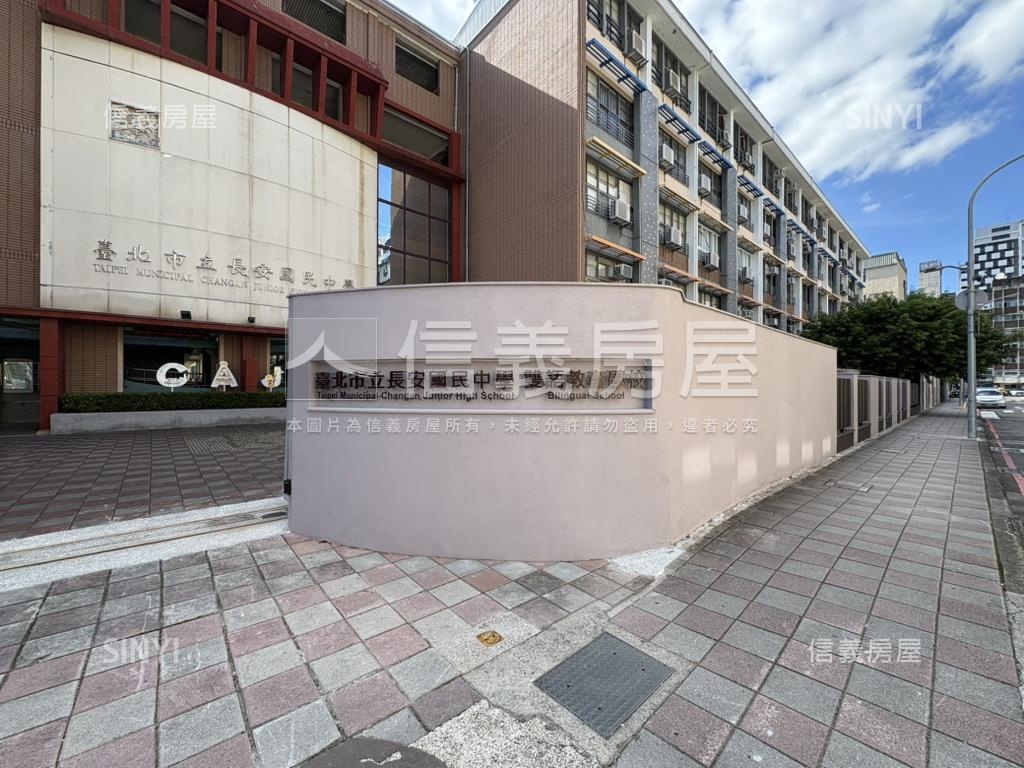 松江雙併華廈三房房屋室內格局與周邊環境