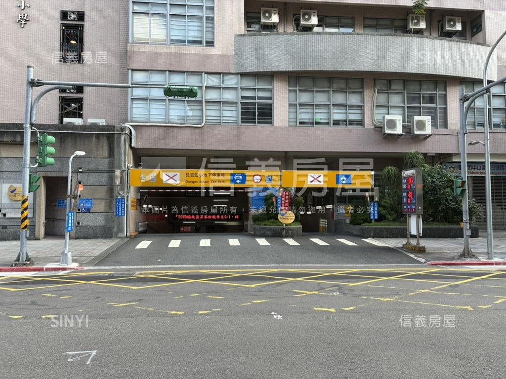 松江雙併華廈三房房屋室內格局與周邊環境