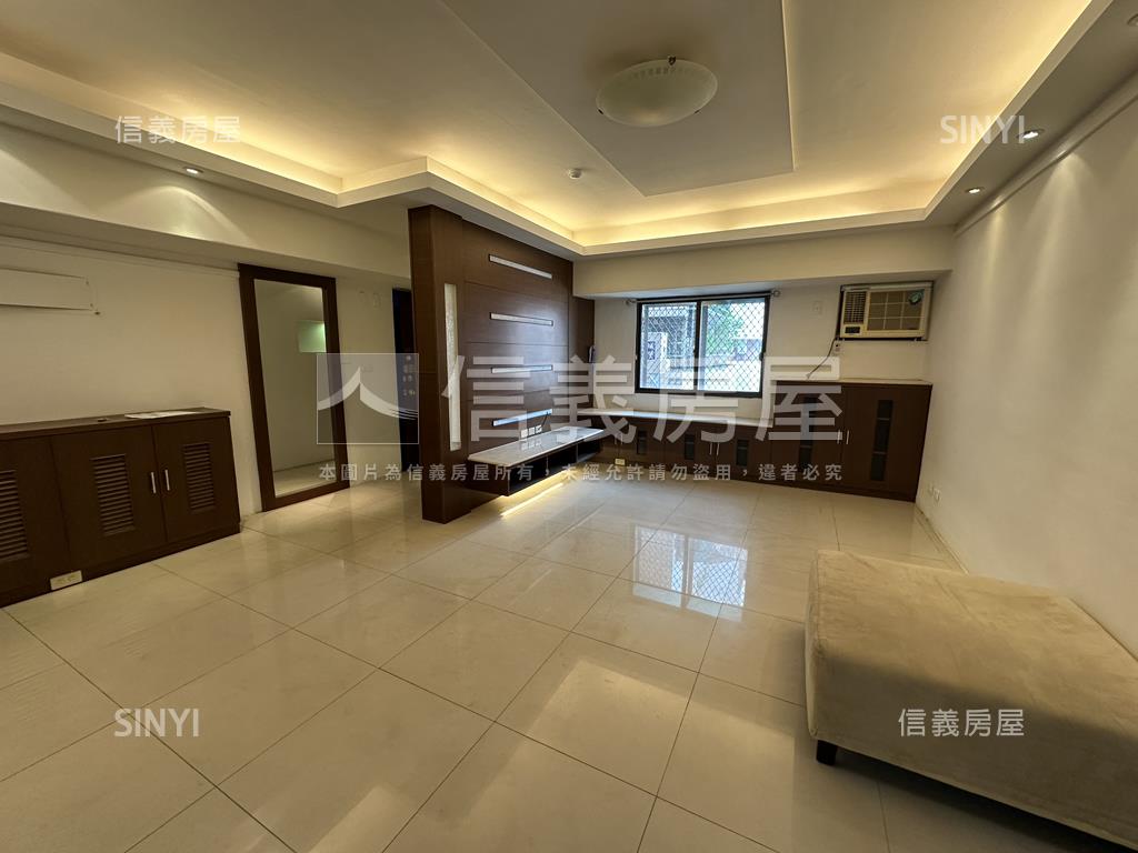 棒棒領帶城三房附平面車位房屋室內格局與周邊環境