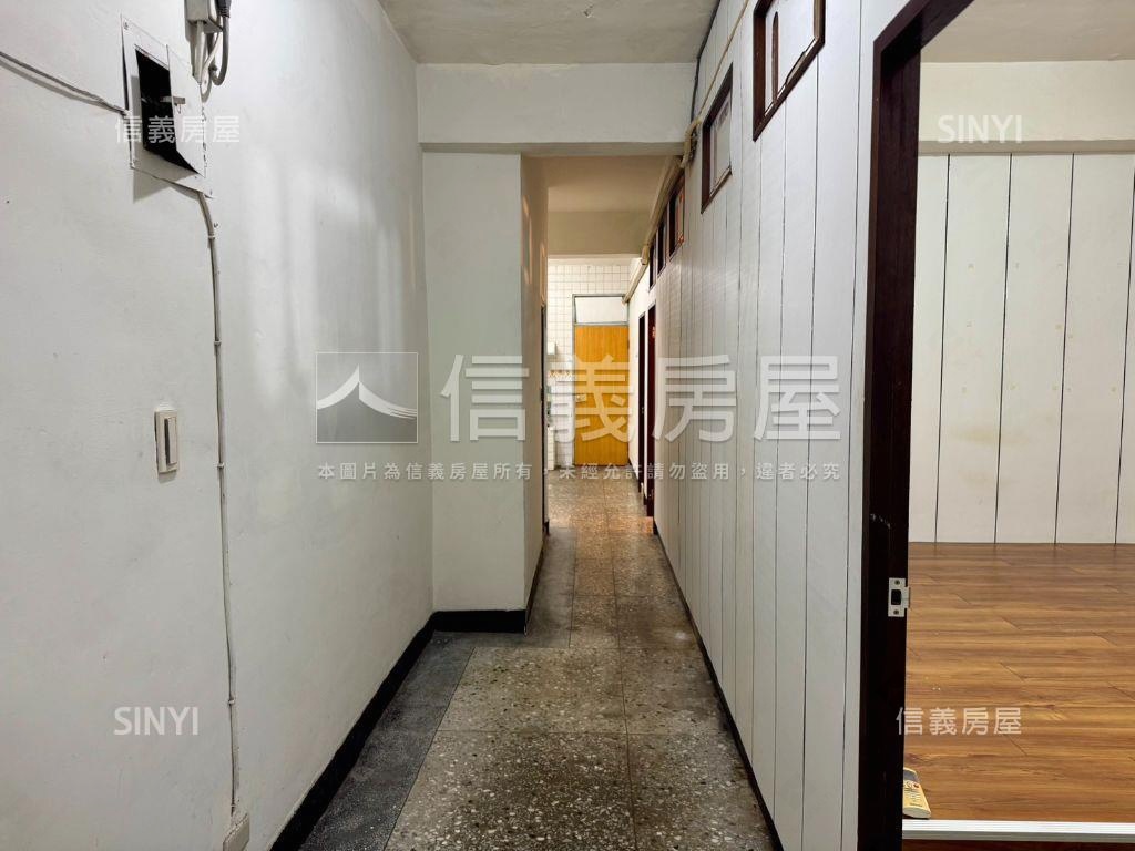 新接★方正公寓頂加房屋室內格局與周邊環境