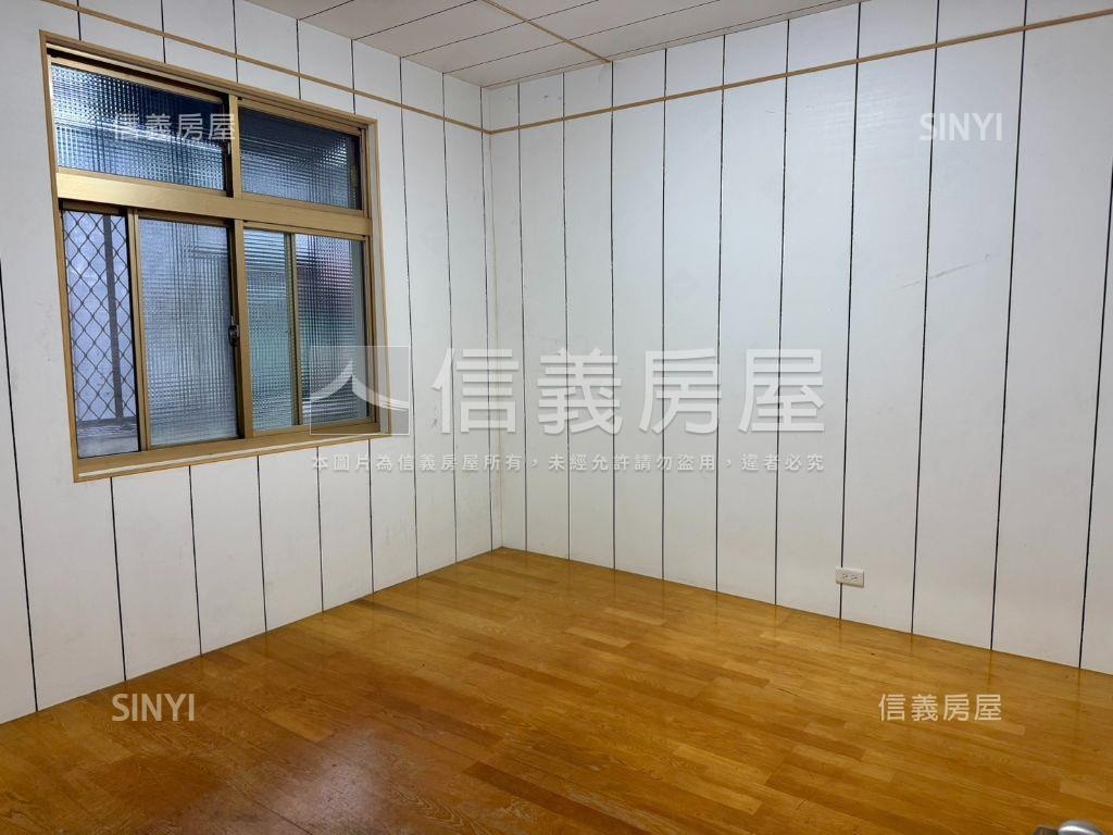 新接★方正公寓頂加房屋室內格局與周邊環境