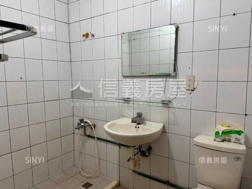 新接★方正公寓頂加房屋室內格局與周邊環境