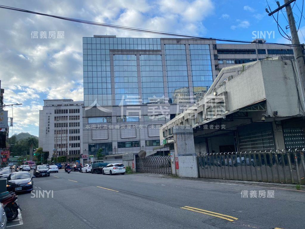 新接★方正公寓頂加房屋室內格局與周邊環境