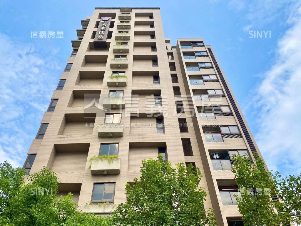 近中山醫約８年屋二房平車房屋室內格局與周邊環境