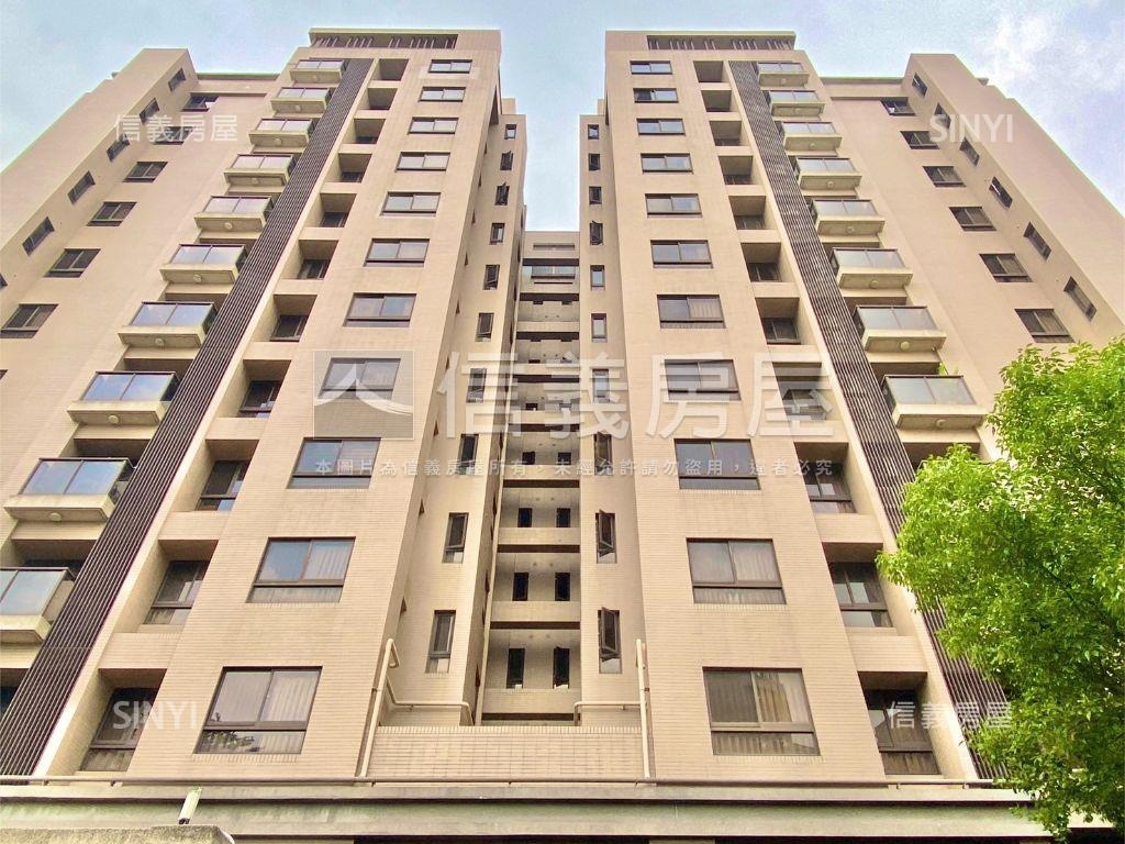 近中山醫約８年屋二房平車房屋室內格局與周邊環境