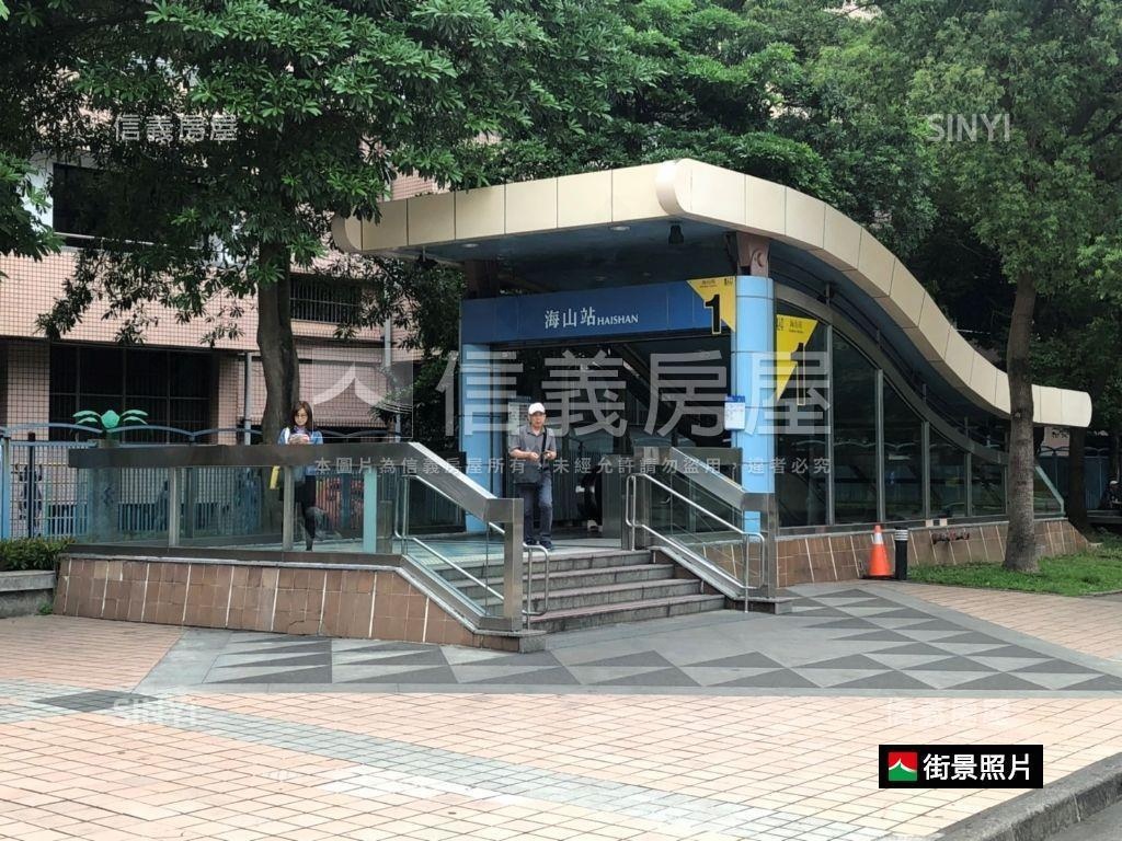屋主誠意出售公寓二樓房屋室內格局與周邊環境