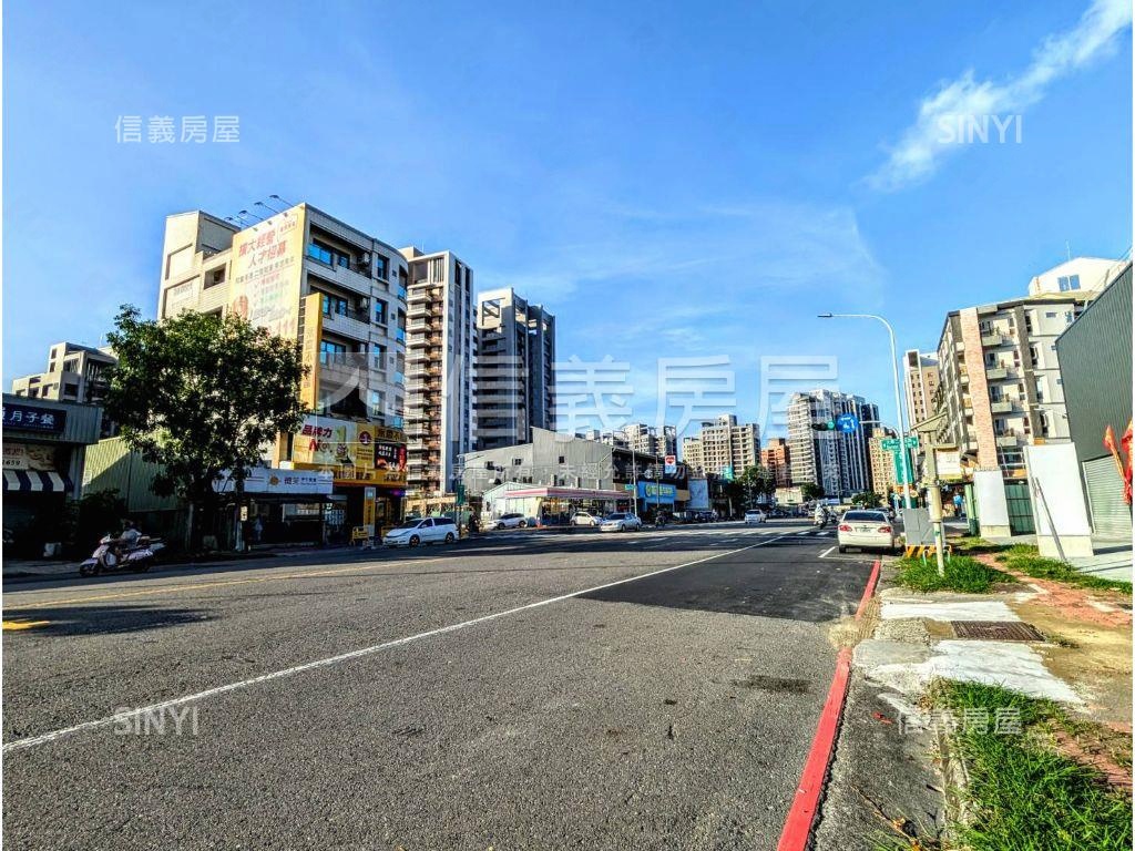 高大特區燙金三角窗店霸房屋室內格局與周邊環境