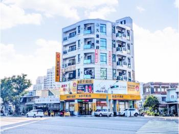 出價談！高雄大學角窗店霸