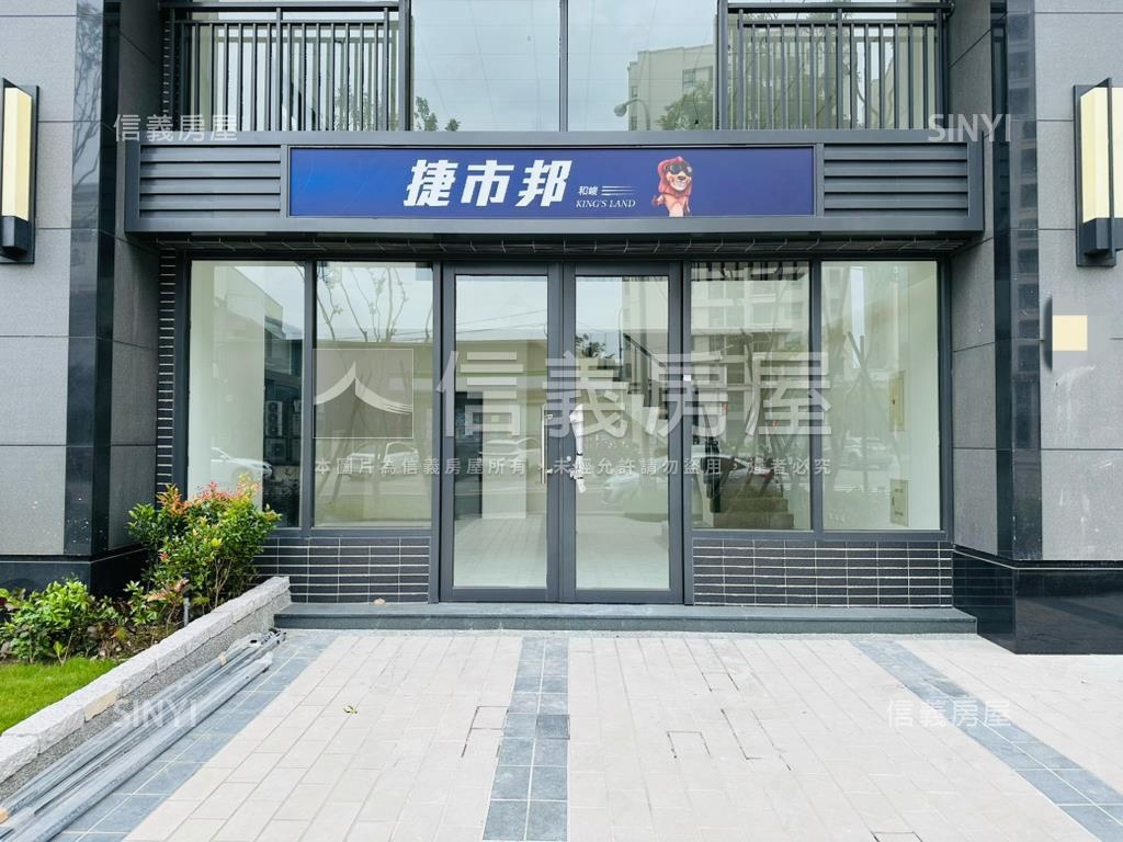 大面寬挑高店面附雙平車房屋室內格局與周邊環境
