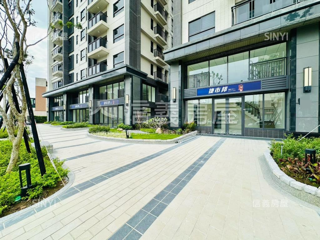 大面寬挑高店面附雙平車房屋室內格局與周邊環境