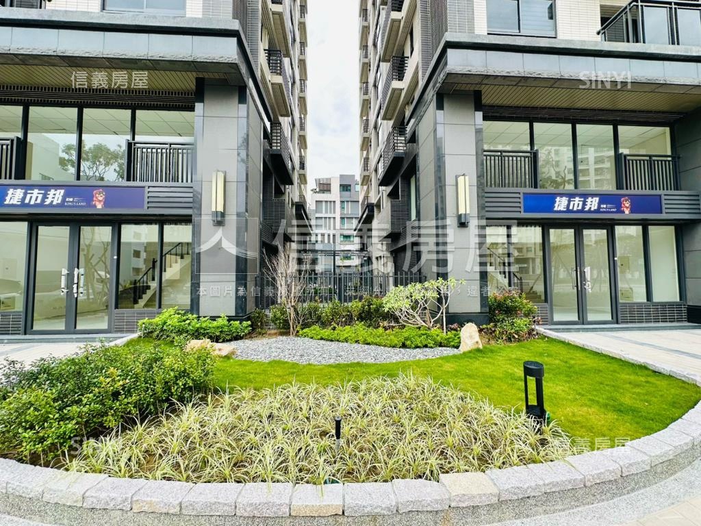 大面寬挑高店面附雙平車房屋室內格局與周邊環境