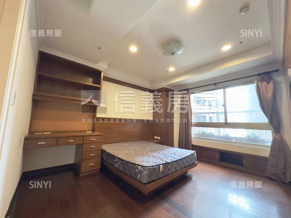 近美術館三面採光震後高樓房屋室內格局與周邊環境