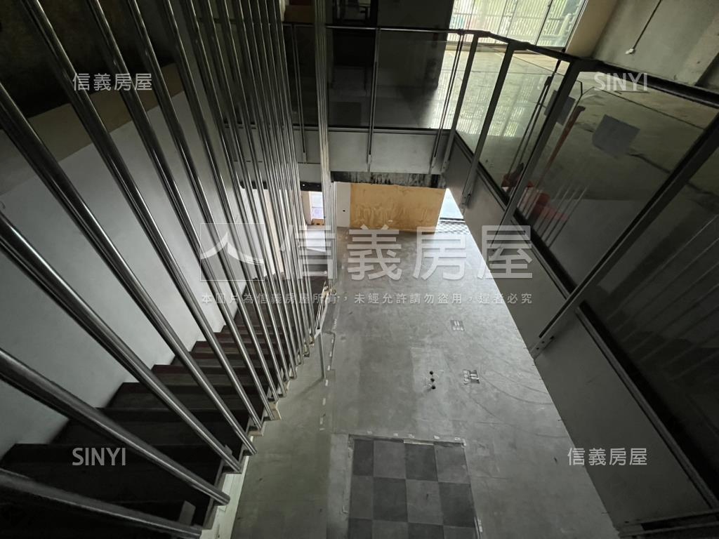 五福路麥當勞旁面寬透店房屋室內格局與周邊環境