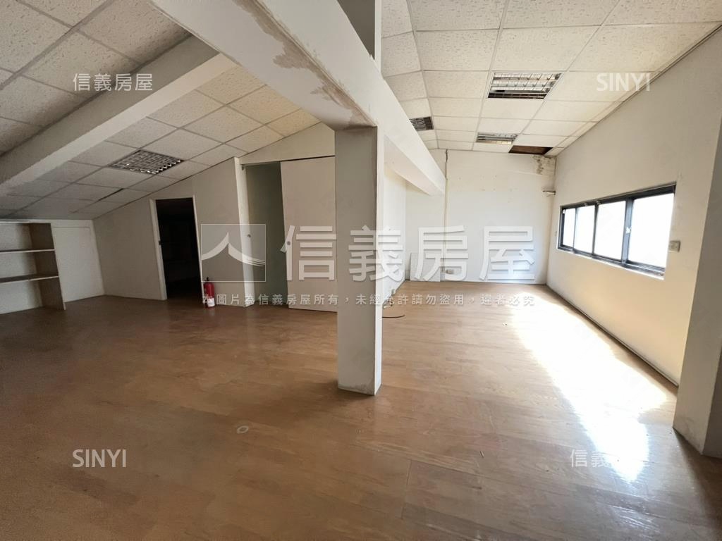 五福路麥當勞旁面寬透店房屋室內格局與周邊環境