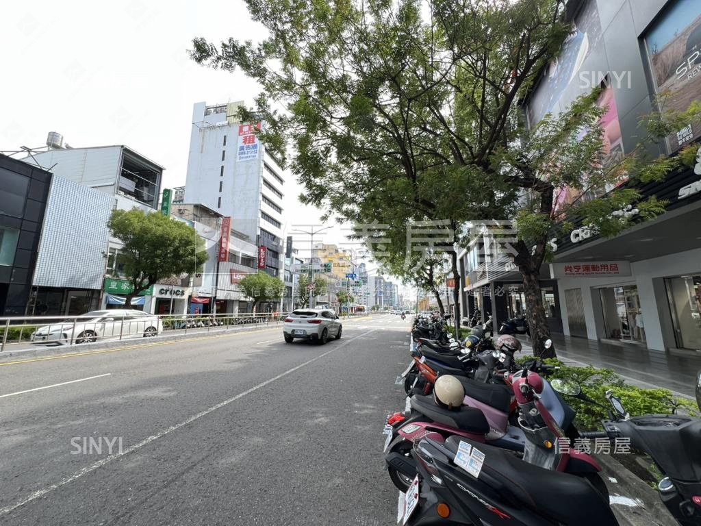 五福路麥當勞旁面寬透店房屋室內格局與周邊環境