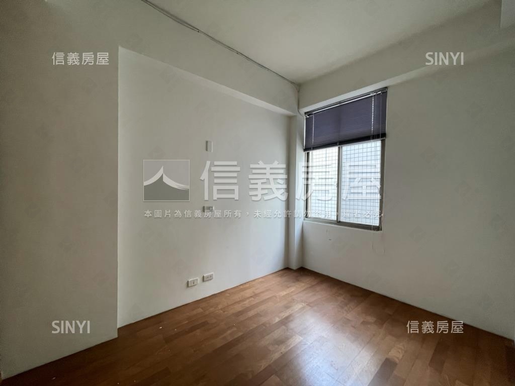 賢北花園恬靜明亮車墅房屋室內格局與周邊環境