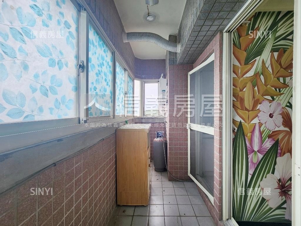 淺水灣山莊四房加車位房屋室內格局與周邊環境
