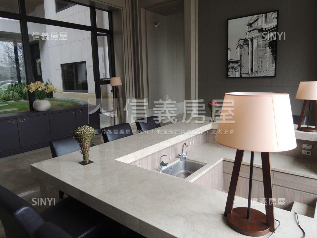 愛凡斯美兩房房屋室內格局與周邊環境