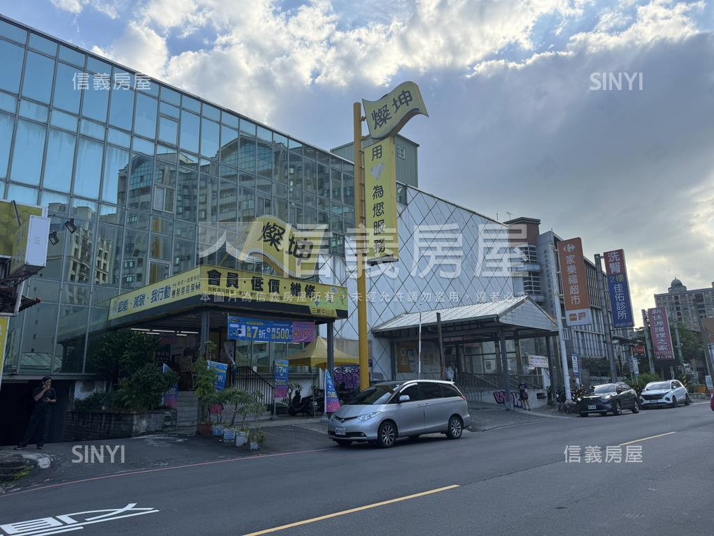 稀有邊間採光低總價３房房屋室內格局與周邊環境