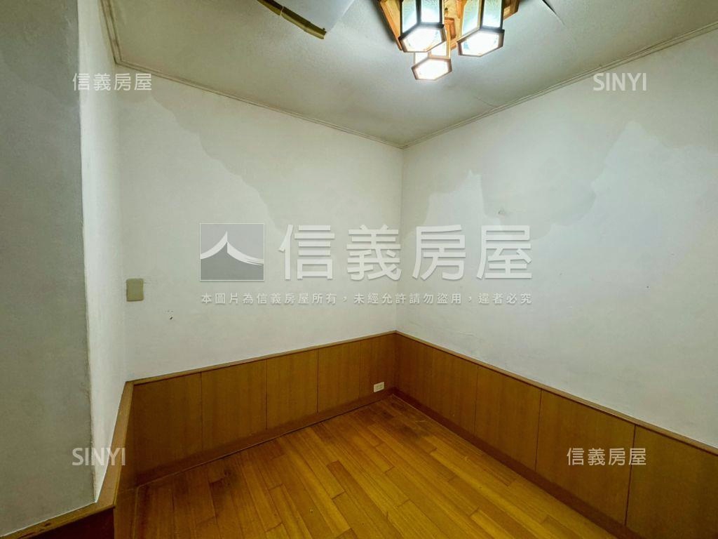 中央公園．一樓美屋房屋室內格局與周邊環境