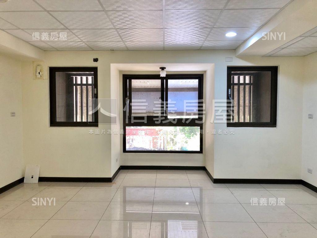 臻研臻美收租自用優質店面房屋室內格局與周邊環境