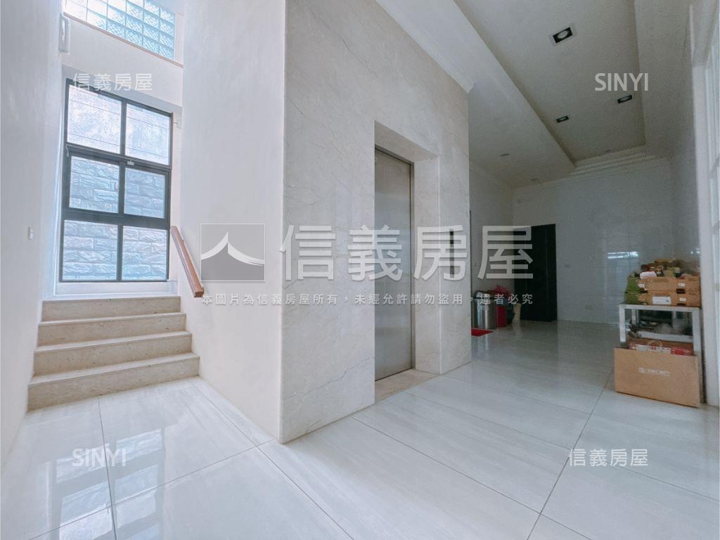 七期獨棟霸氣裝潢電梯豪墅房屋室內格局與周邊環境