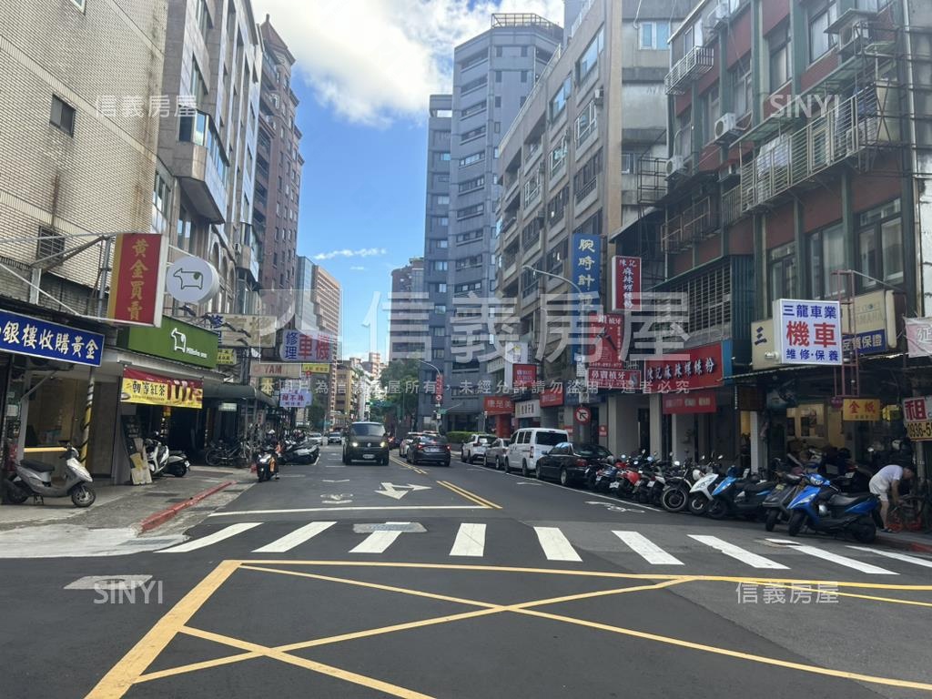 國父紀念館精品店面房屋室內格局與周邊環境