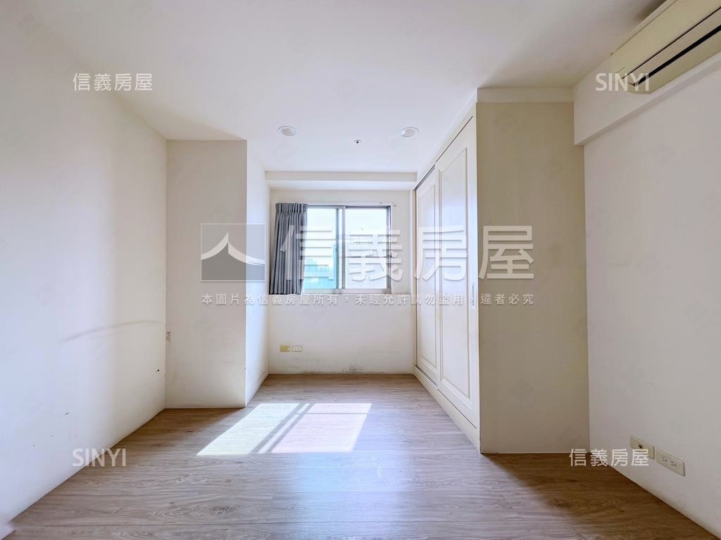 亞灣‧夢萊茵‧四房房屋室內格局與周邊環境