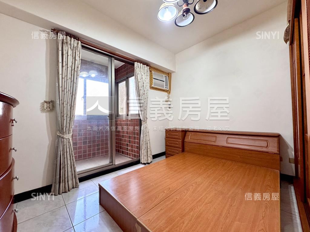 文化貴臨書香方正三房房屋室內格局與周邊環境