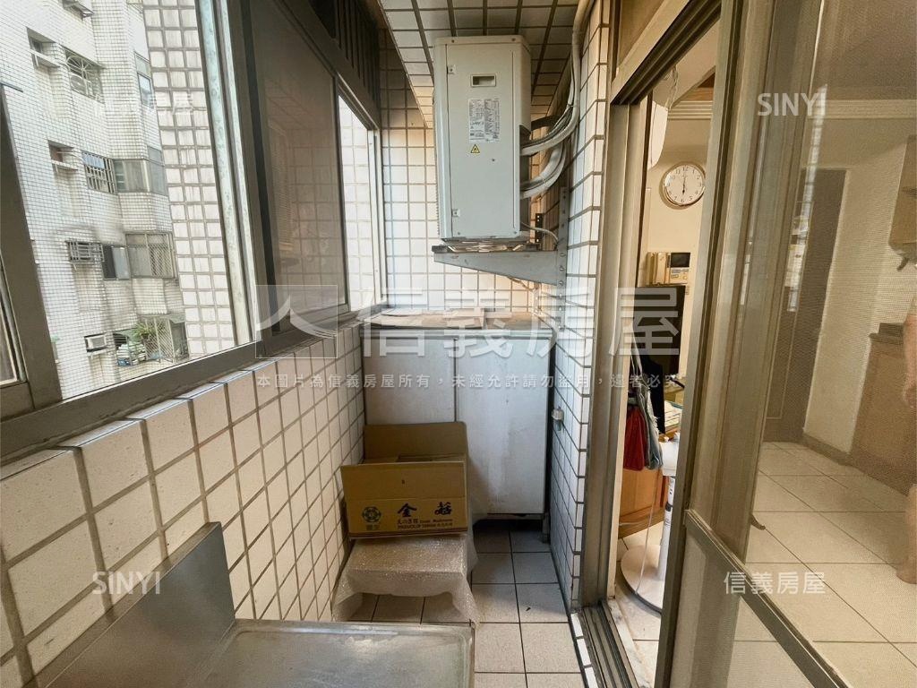 邊間高樓亮麗３房房屋室內格局與周邊環境
