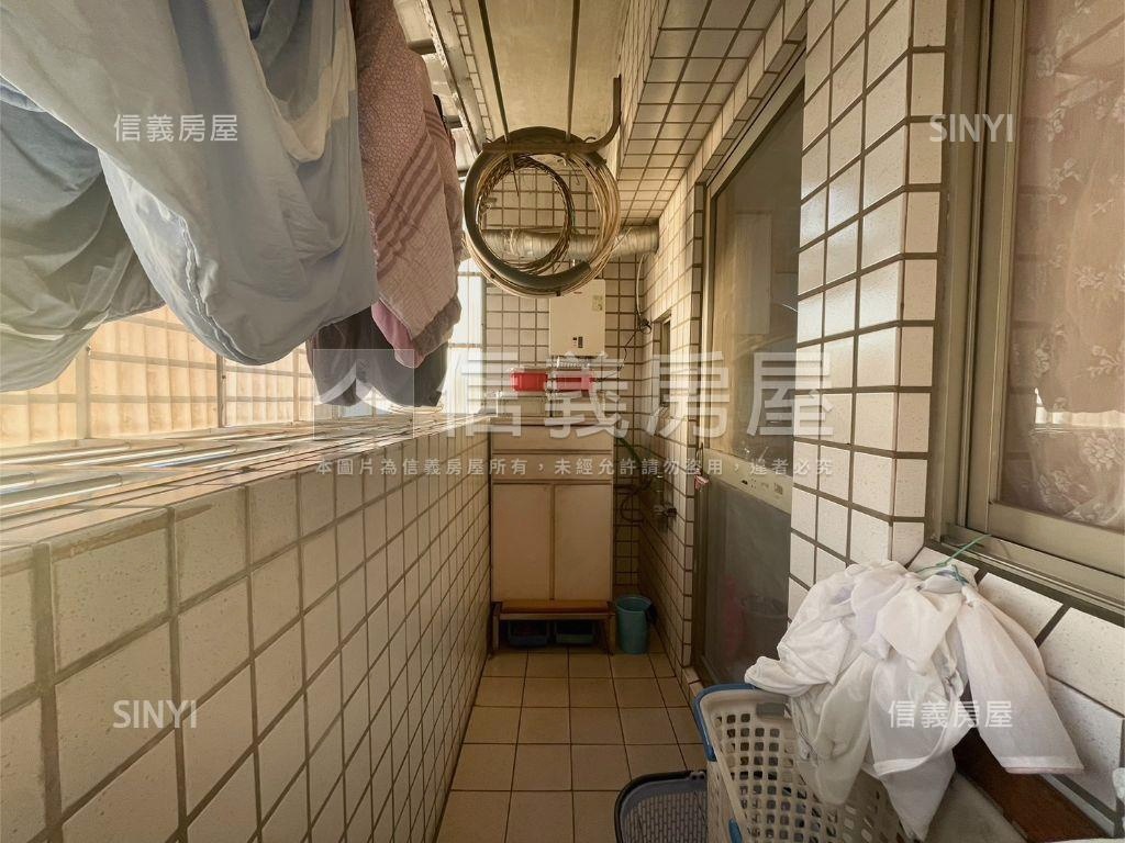 邊間高樓亮麗３房房屋室內格局與周邊環境