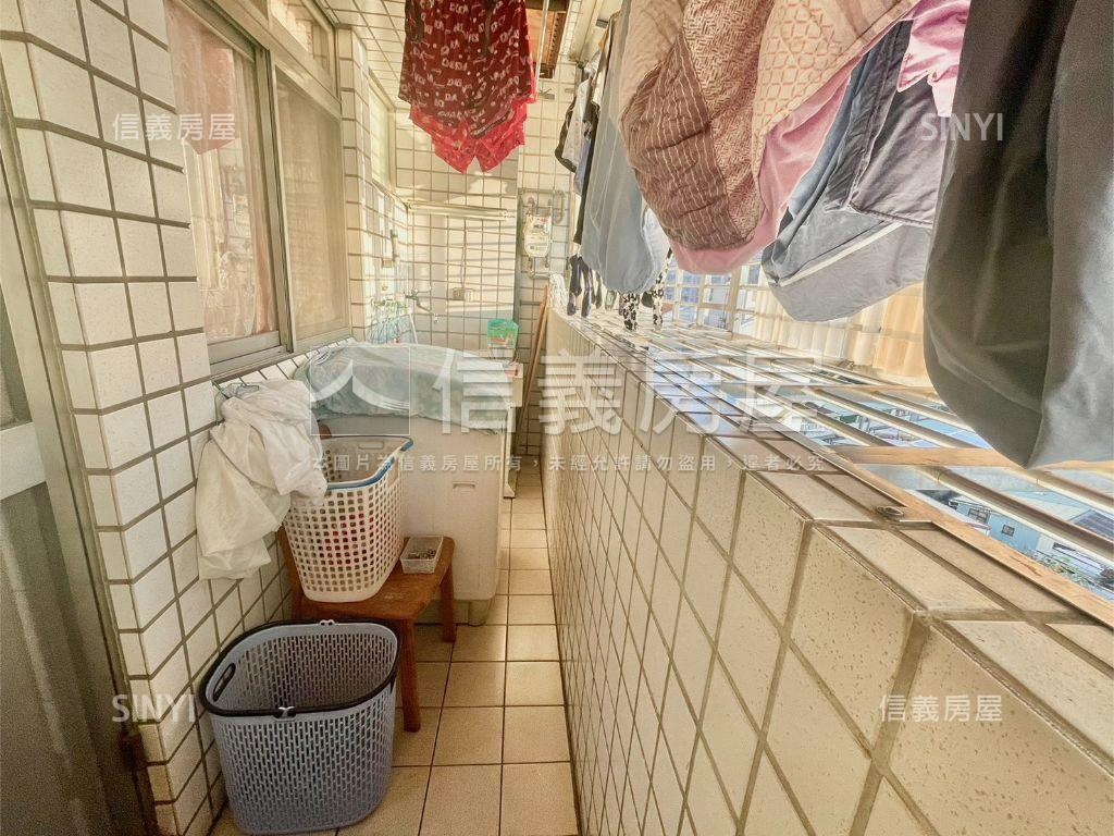邊間高樓亮麗３房房屋室內格局與周邊環境