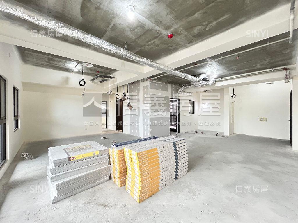 國泰ＴＨＥＰＡＲＫ高樓戶房屋室內格局與周邊環境