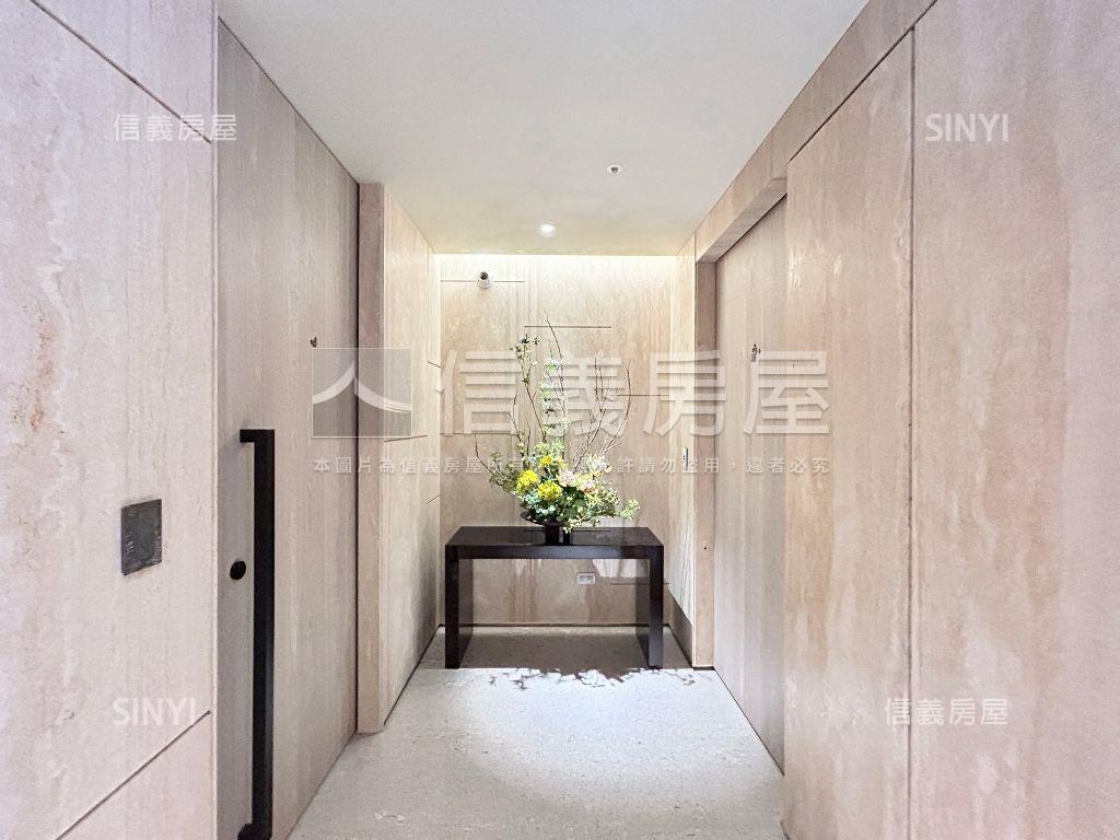 國泰ＴＨＥＰＡＲＫ高樓戶房屋室內格局與周邊環境