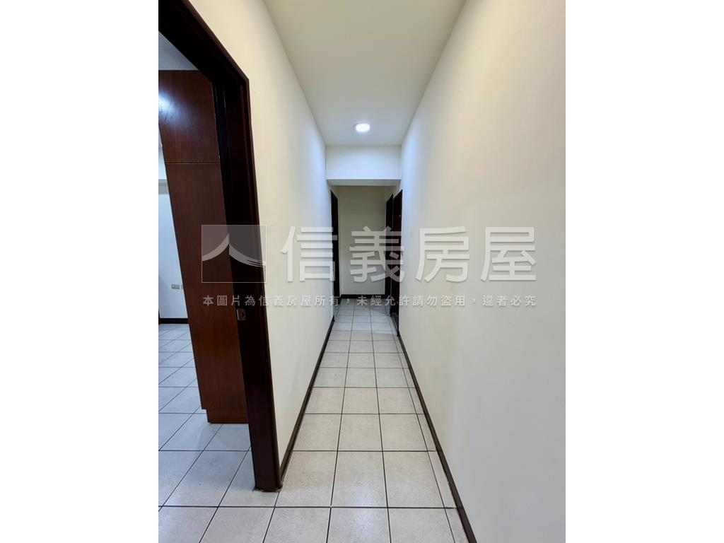 青潭邊間電梯三房房屋室內格局與周邊環境