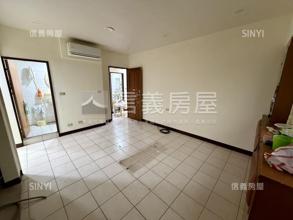 青潭邊間電梯三房房屋室內格局與周邊環境