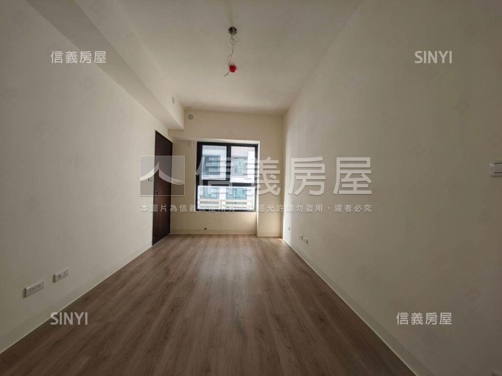 三地艾美館全新兩房車位房屋室內格局與周邊環境