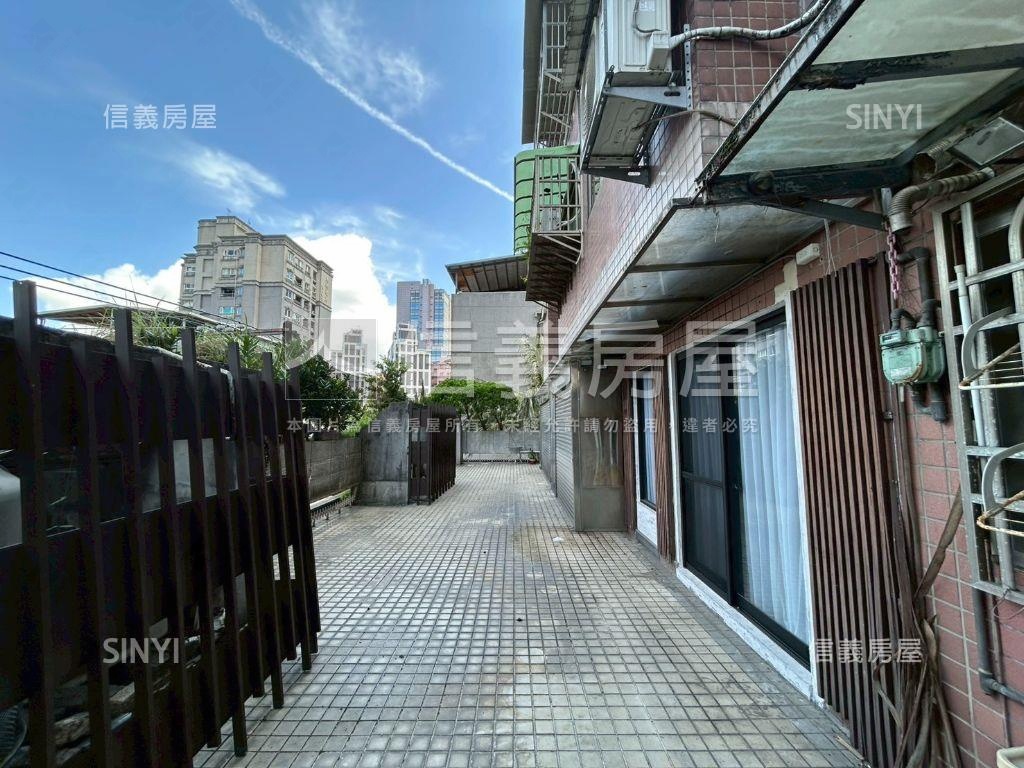 朝代大第．露台大空間房屋室內格局與周邊環境