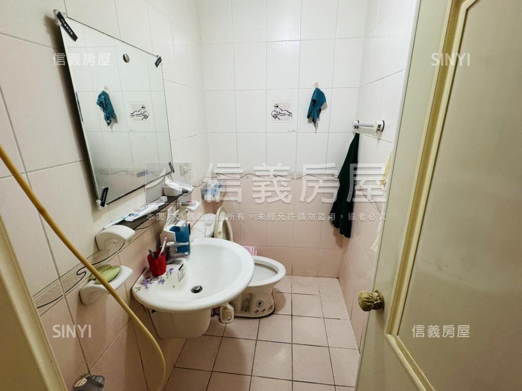 臻愛巴黎三房車位房屋室內格局與周邊環境
