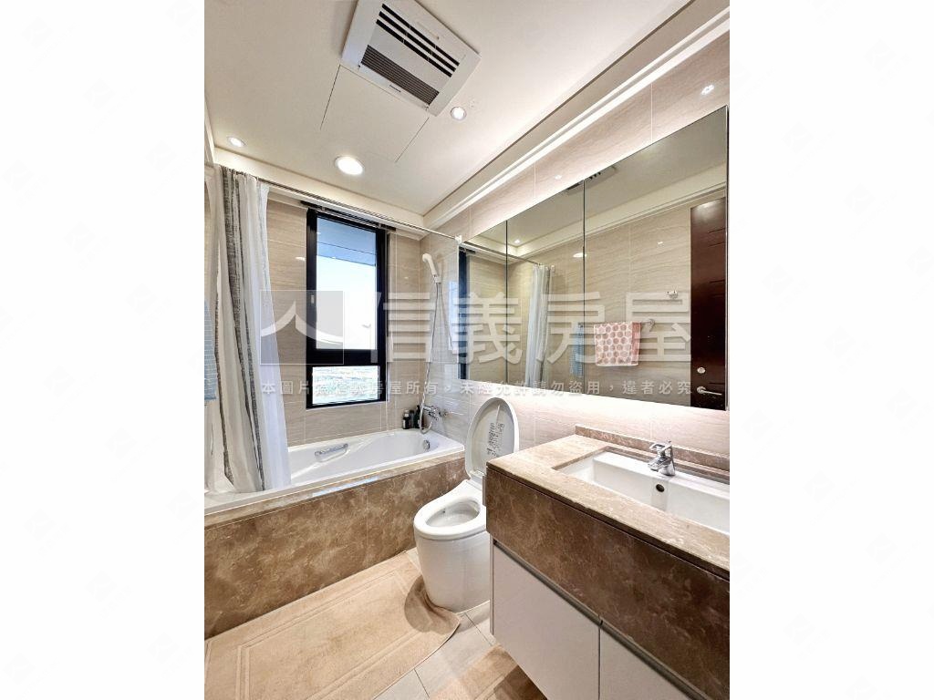 悅河‧河景第一排精美三房房屋室內格局與周邊環境